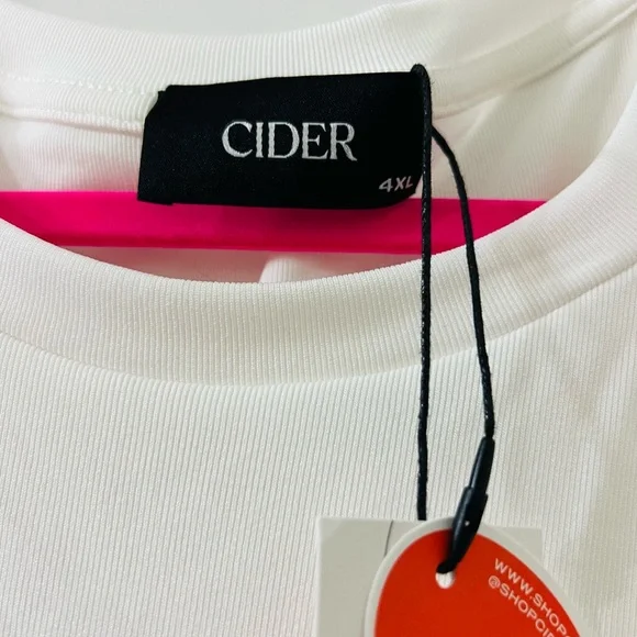 Cider White Crop Top - Picture 3 of 4